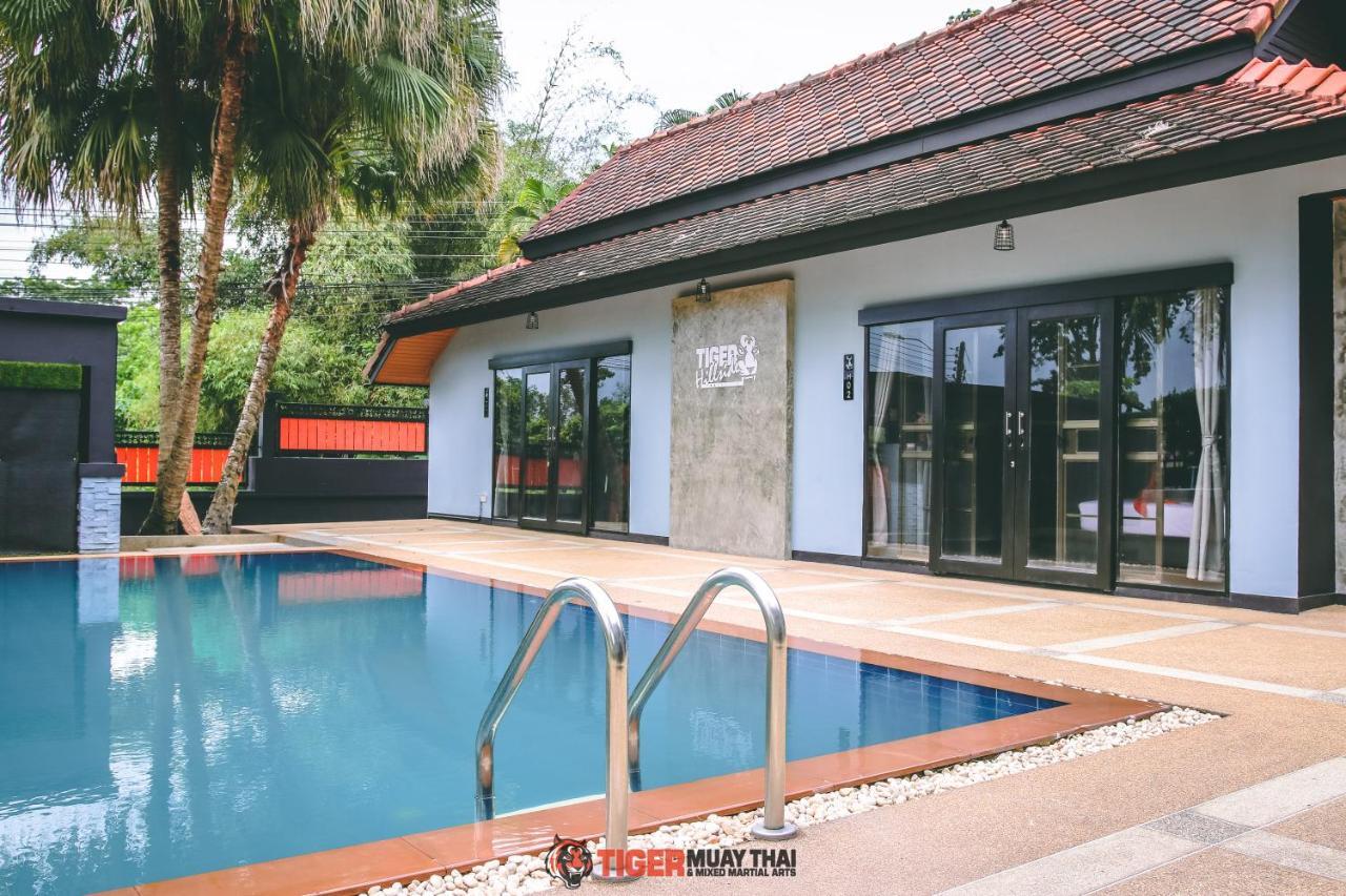 Tiger Hillside Hotel Phuket Exterior foto